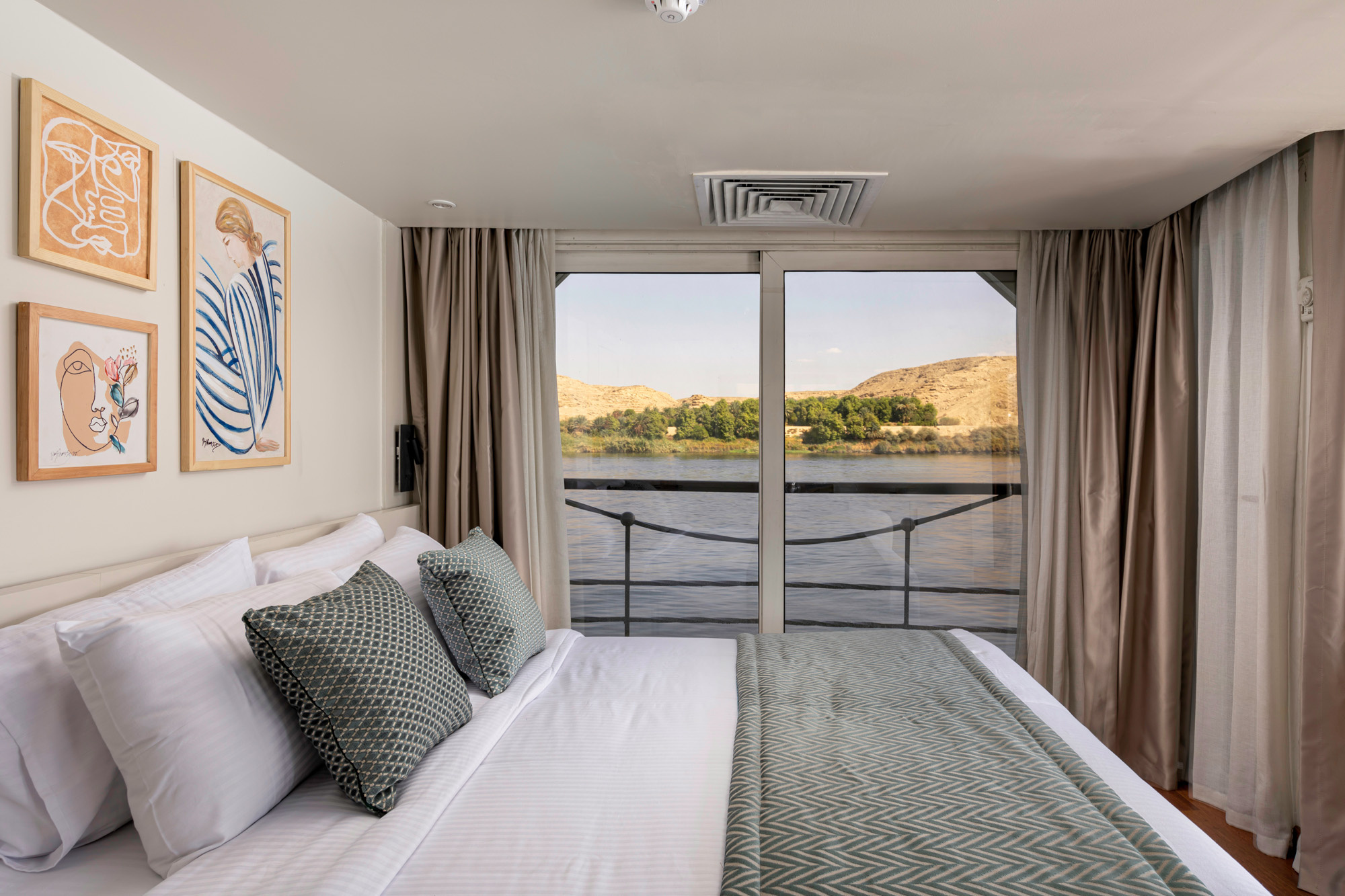 Grand Mandarin Nile Cruise