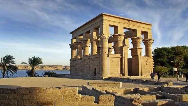 Luxor Airport Transfers To Aswan