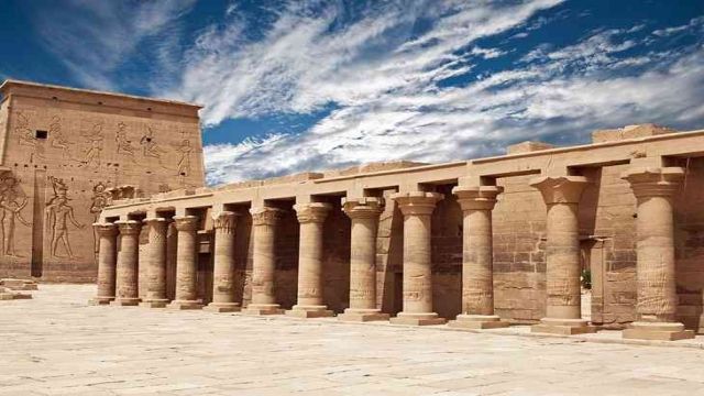 Transfer from Aswan to Aswan Airport