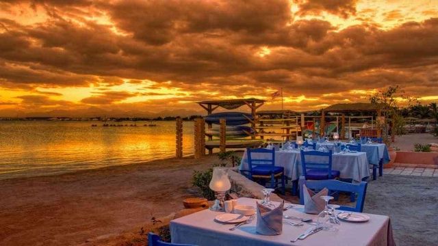 Transfer from El Gouna to Hurghada Airport